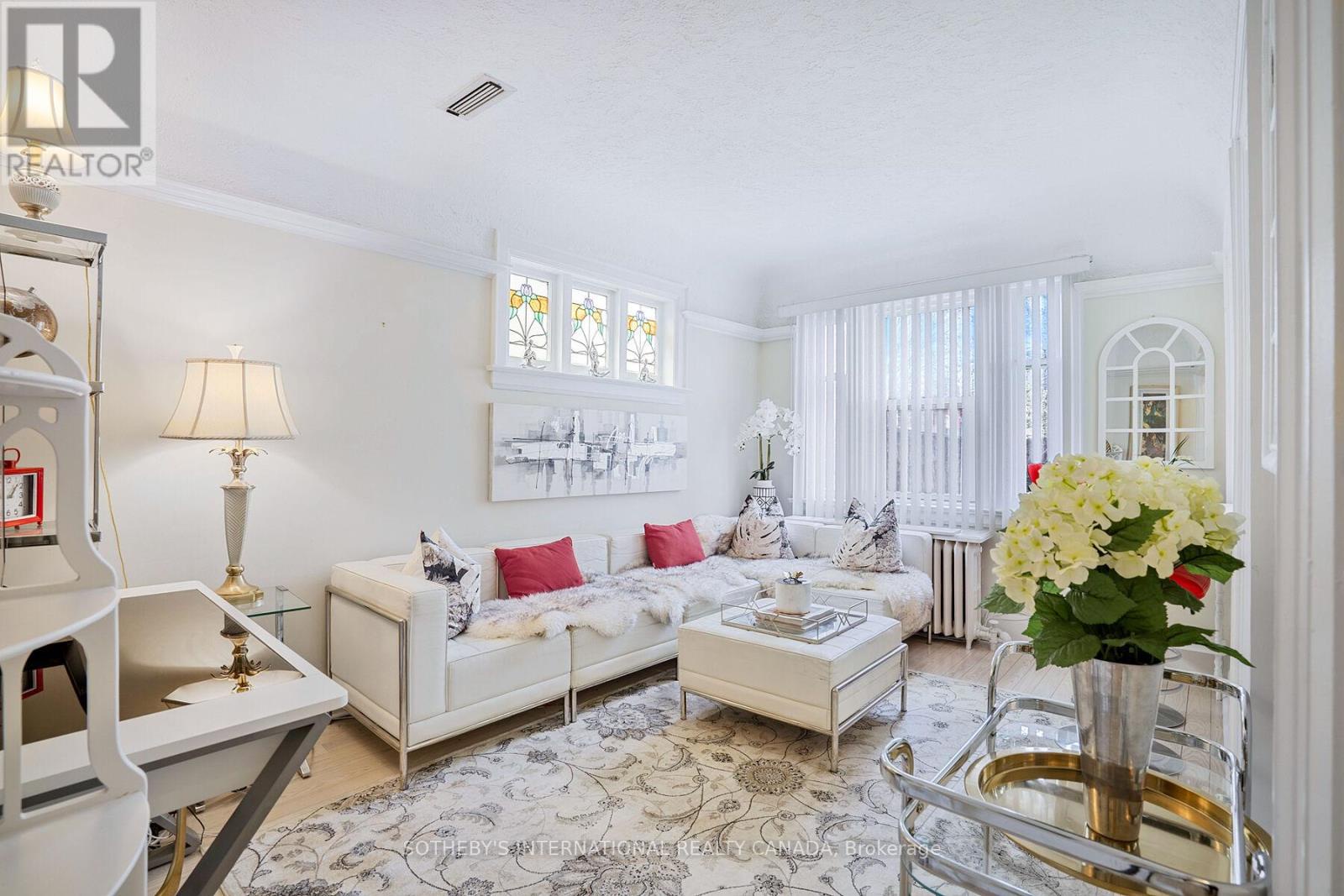 12 Belsize Drive, Toronto (mount Pleasant West), Ontario