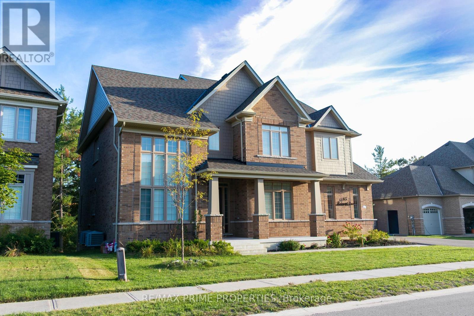 65 Redmond Crescent, Springwater (centre Vespra), Ontario