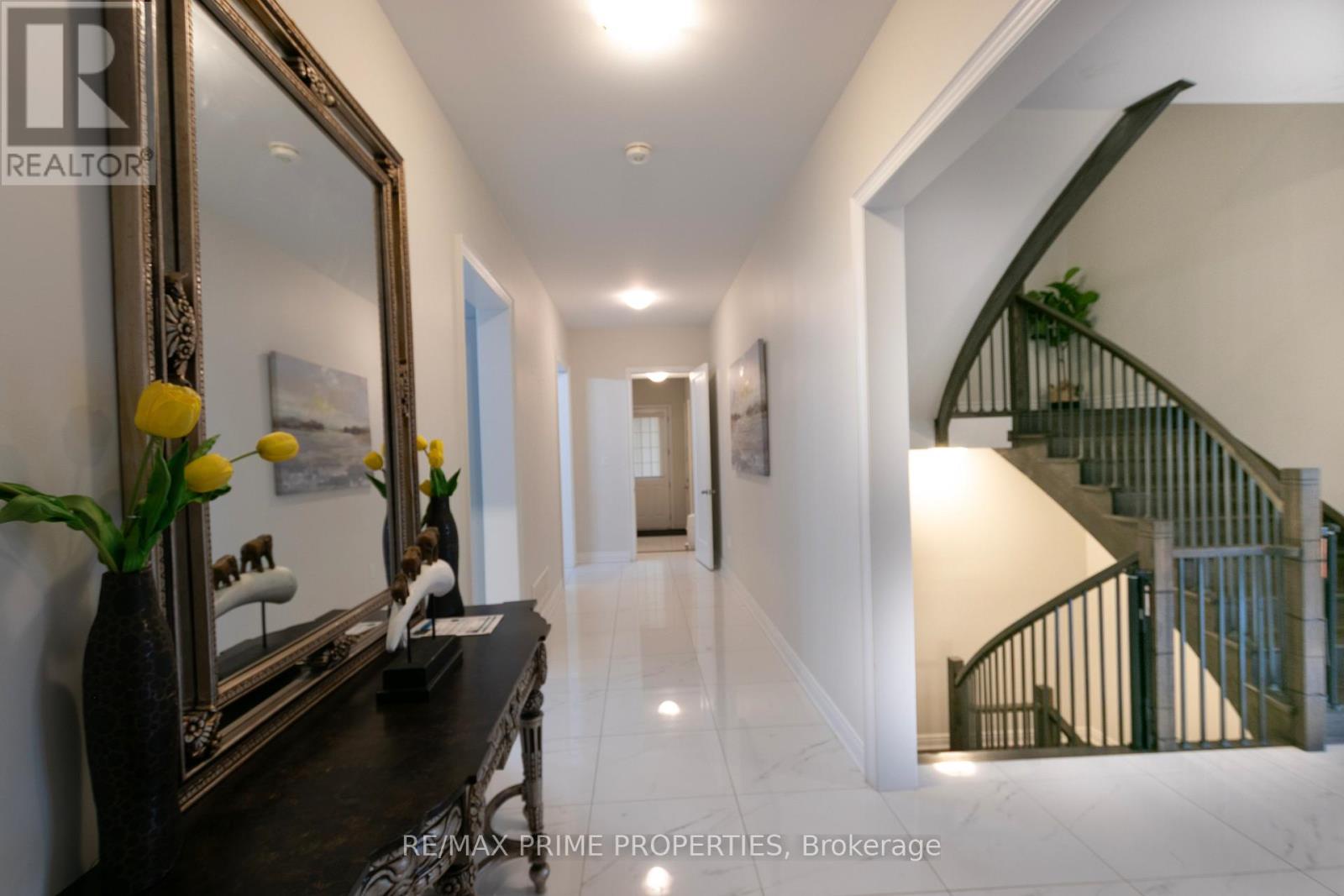 65 Redmond Crescent, Springwater (centre Vespra), Ontario