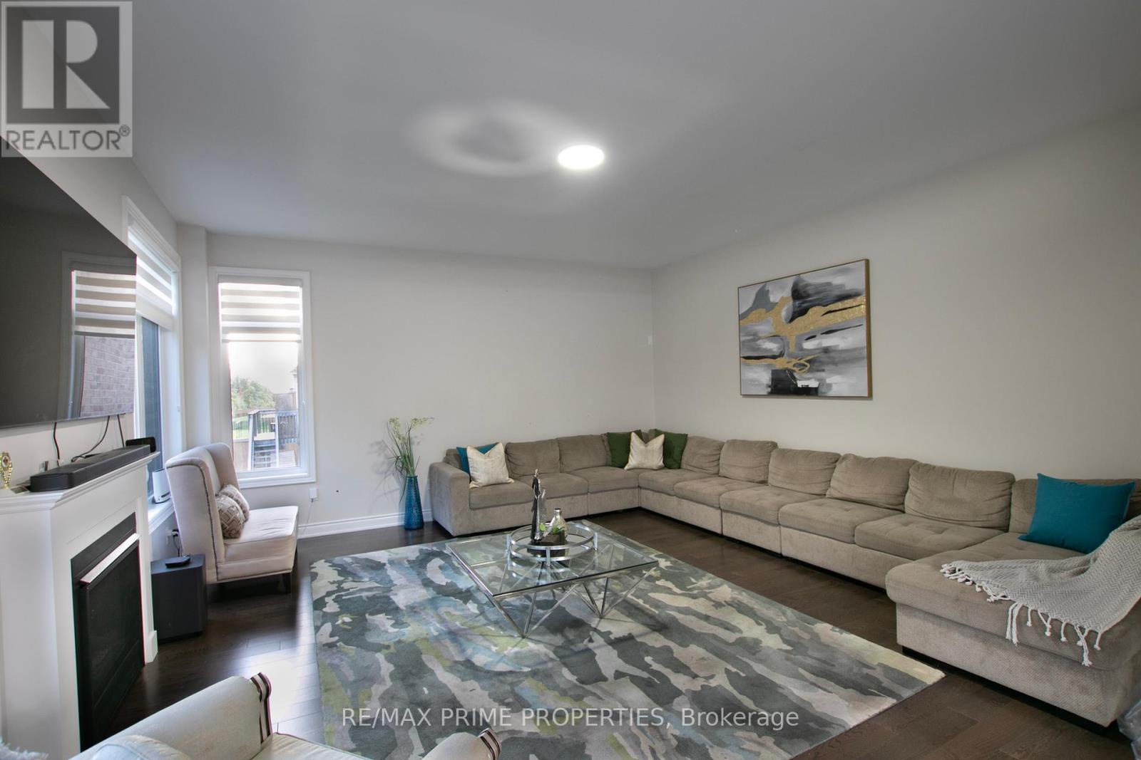 65 Redmond Crescent, Springwater (centre Vespra), Ontario