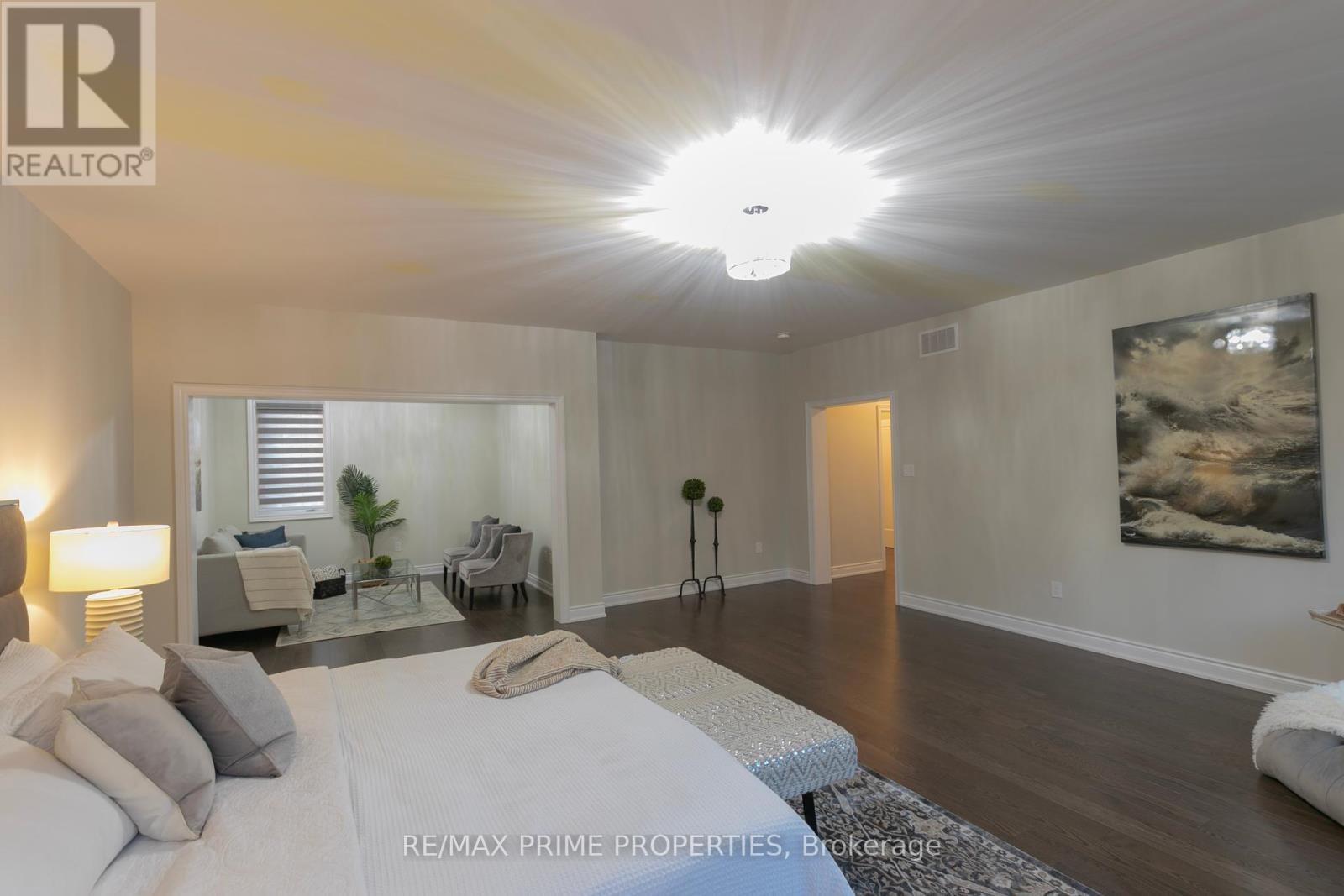 65 Redmond Crescent, Springwater (centre Vespra), Ontario