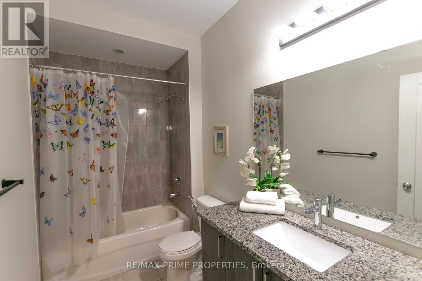 65 Redmond Crescent, Springwater (centre Vespra), Ontario