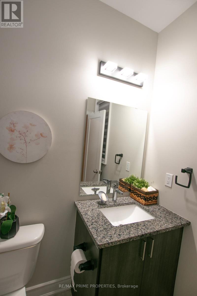 65 Redmond Crescent, Springwater (centre Vespra), Ontario