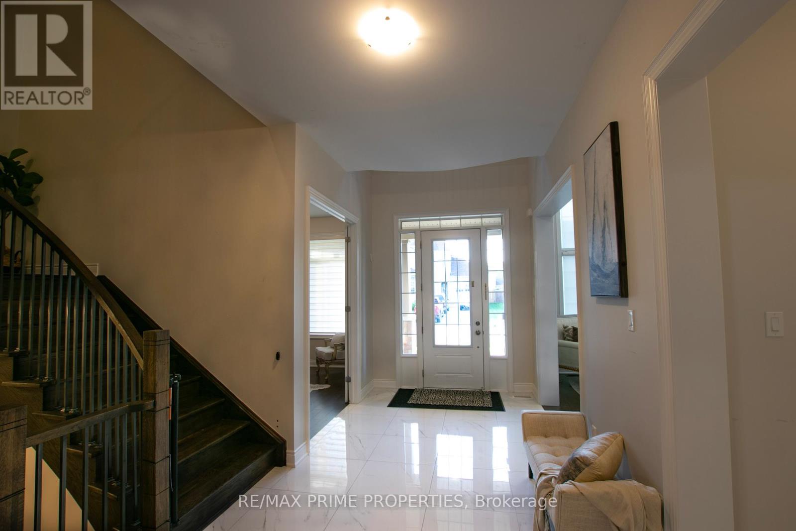 65 Redmond Crescent, Springwater (centre Vespra), Ontario