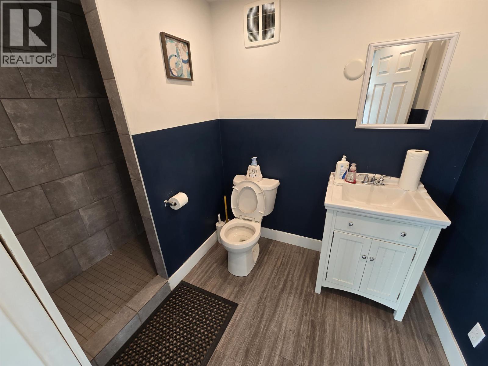 1394 N 97 Highway, Quesnel, British Columbia