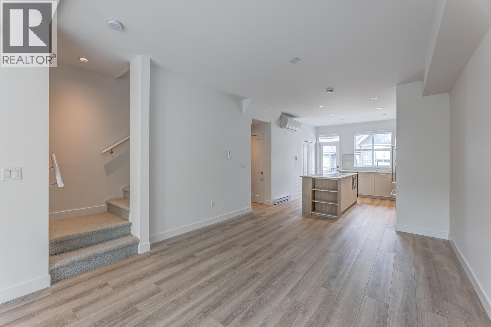 120 3421 Queenston Avenue, Coquitlam, British Columbia