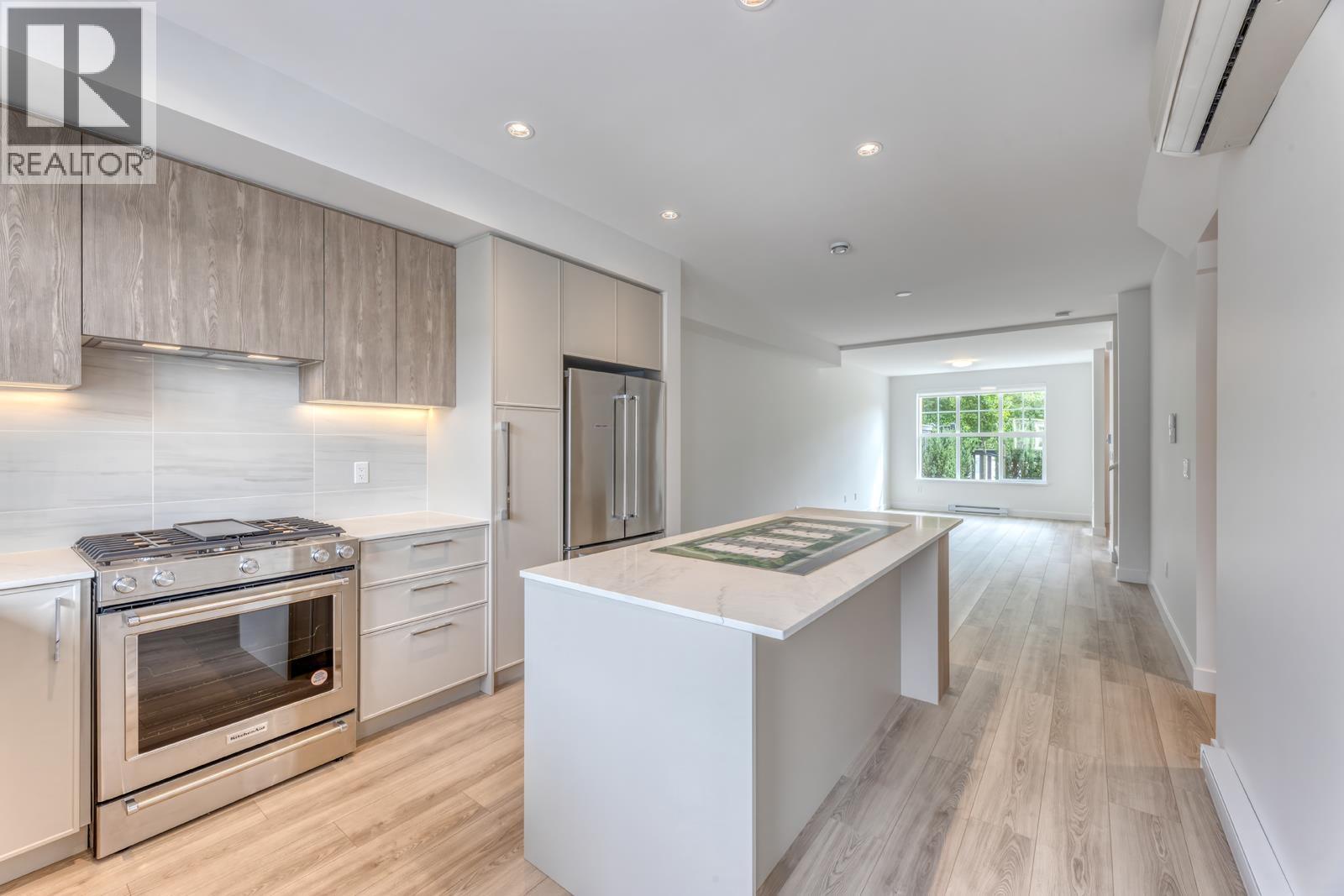 120 3421 Queenston Avenue, Coquitlam, British Columbia