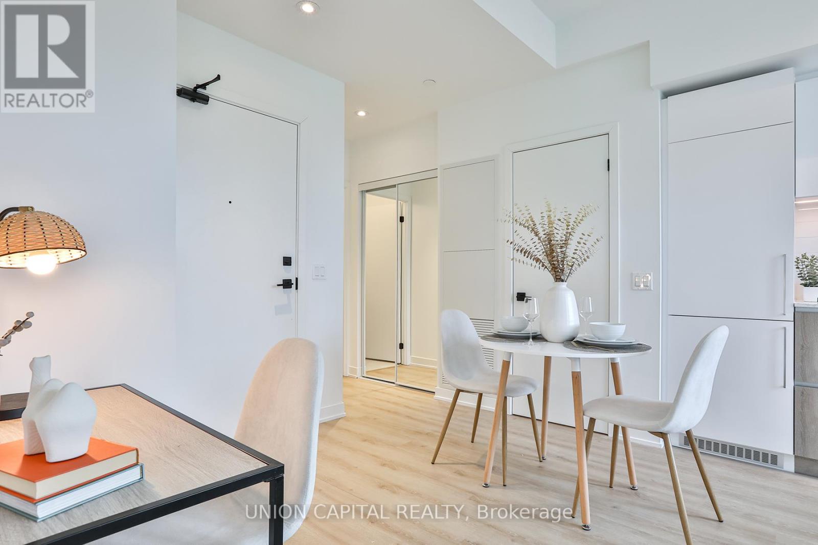 1005 - 319 Jarvis Street, Toronto (moss Park), Ontario