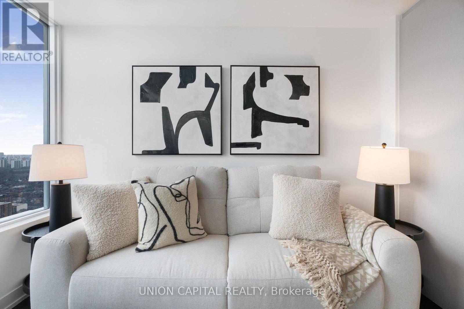 4908 - 319 Jarvis Street, Toronto (moss Park), Ontario