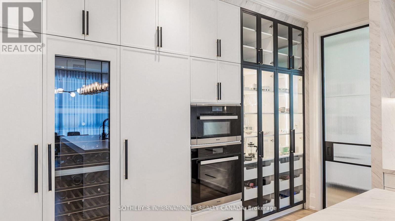 101 Dunloe Road, Toronto (forest Hill South), Ontario