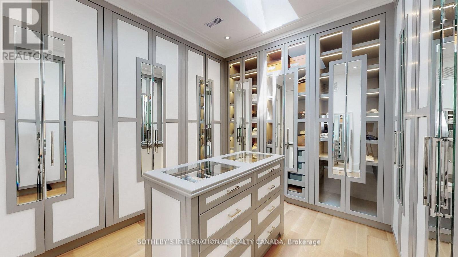 101 Dunloe Road, Toronto (forest Hill South), Ontario