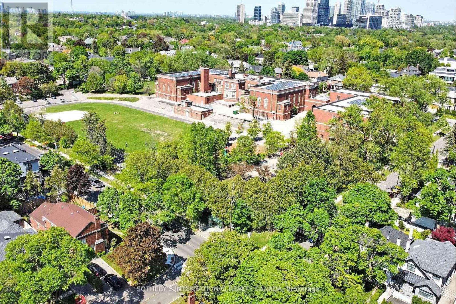 101 Dunloe Road, Toronto (forest Hill South), Ontario