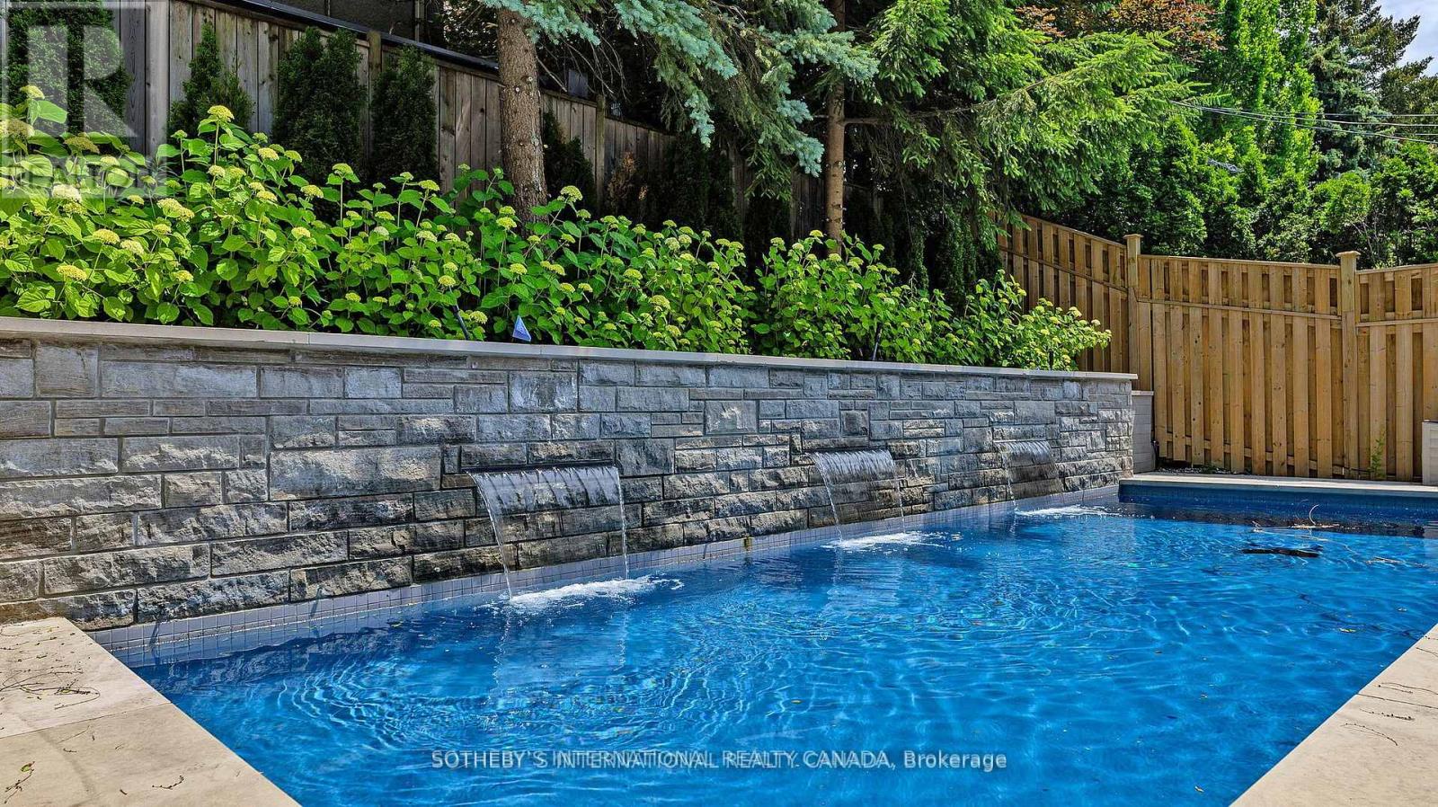 101 Dunloe Road, Toronto (forest Hill South), Ontario