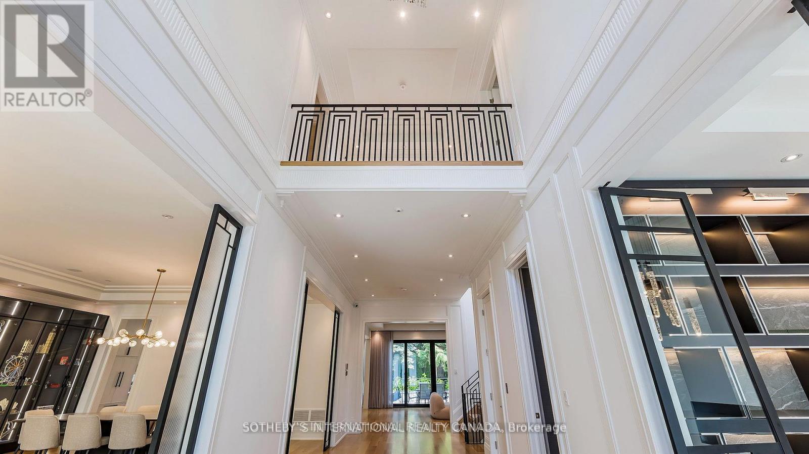 101 Dunloe Road, Toronto (forest Hill South), Ontario