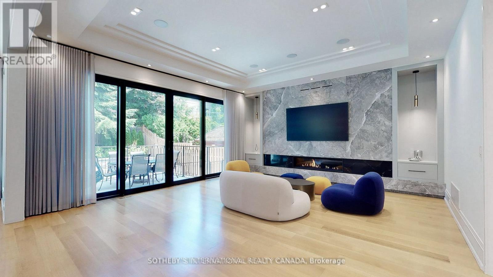 101 Dunloe Road, Toronto (forest Hill South), Ontario