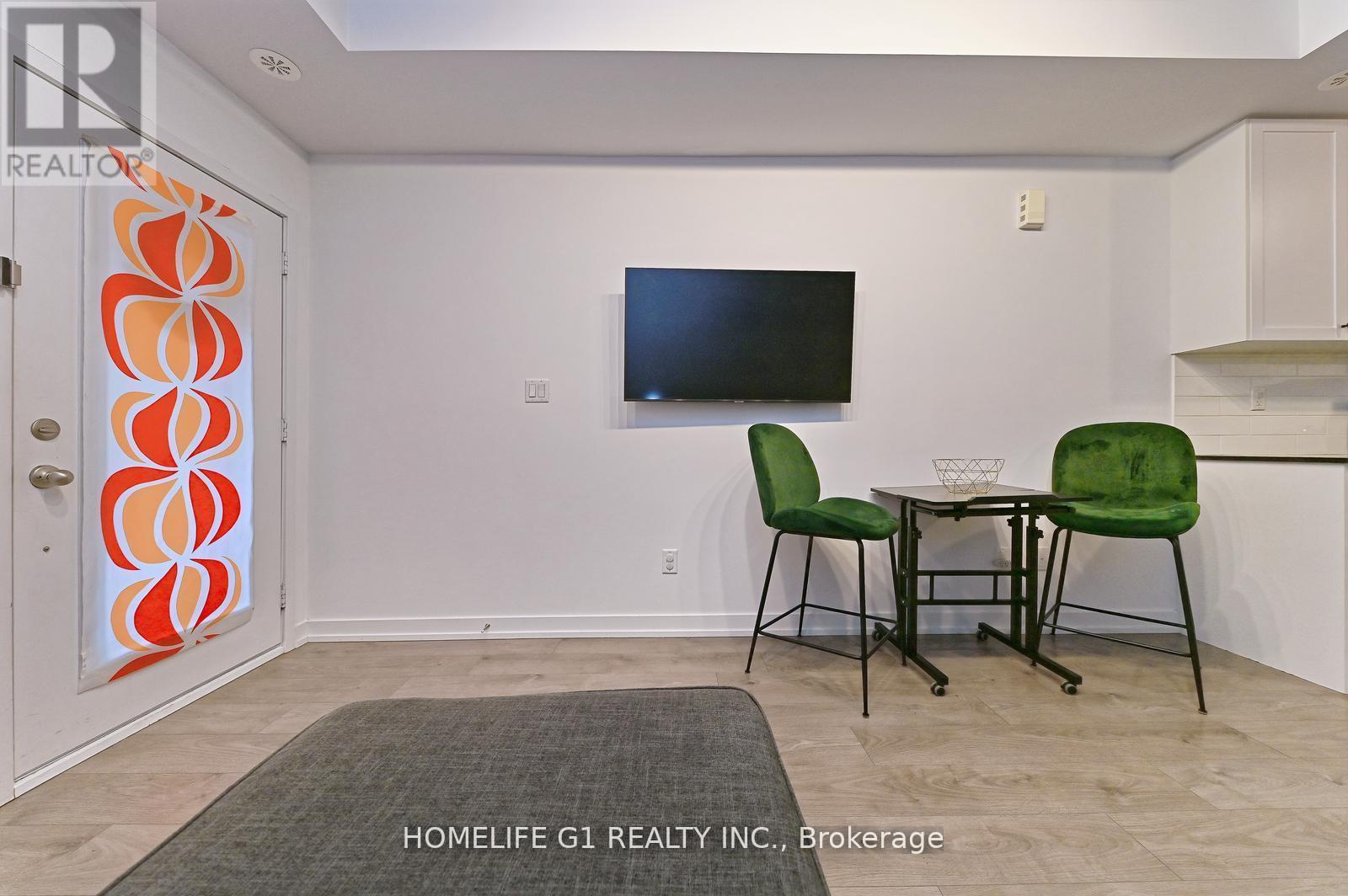 6b-867 Wilson Avenue, Toronto (downsview-roding-cfb), Ontario