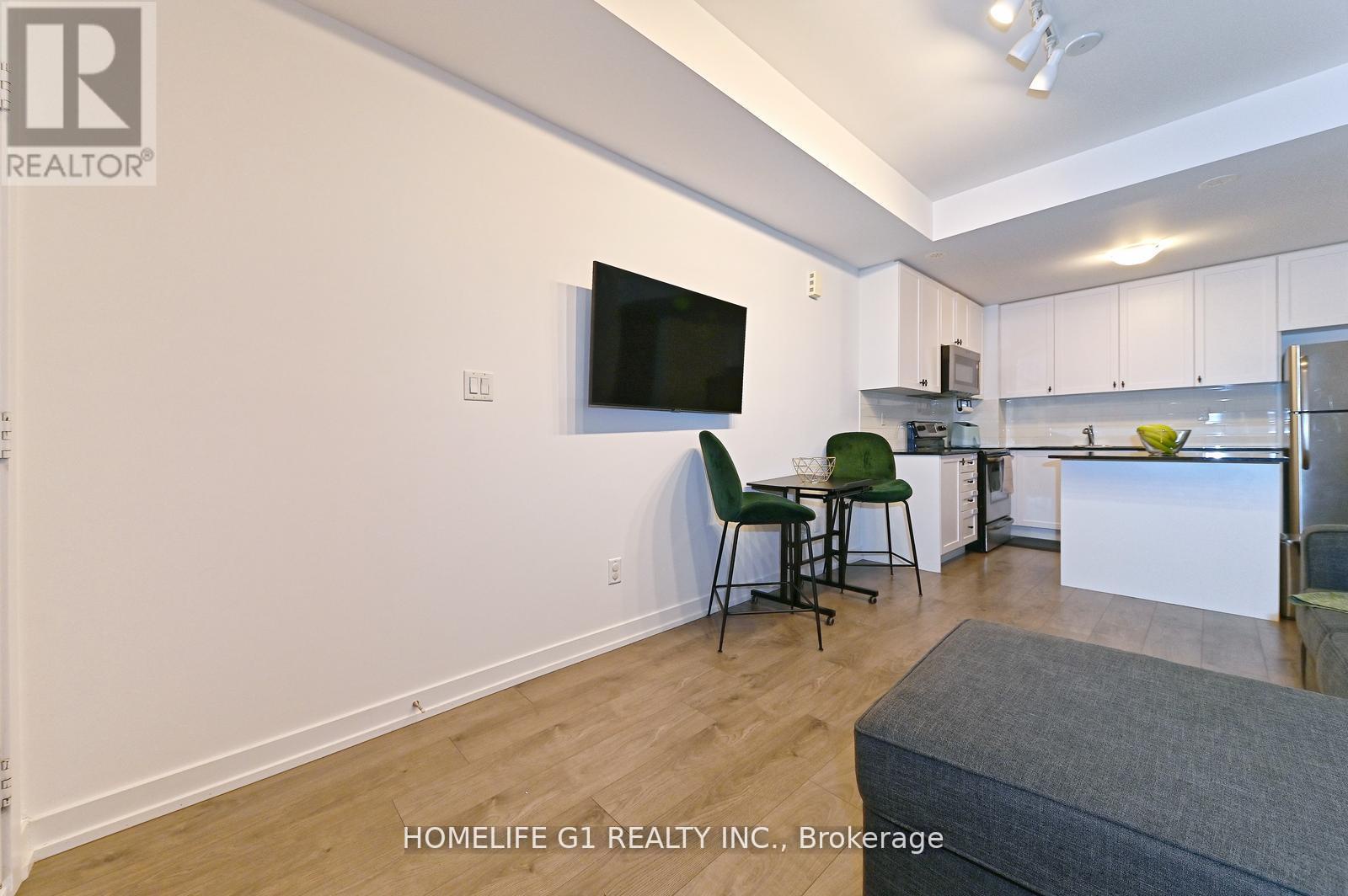 6b-867 Wilson Avenue, Toronto (downsview-roding-cfb), Ontario