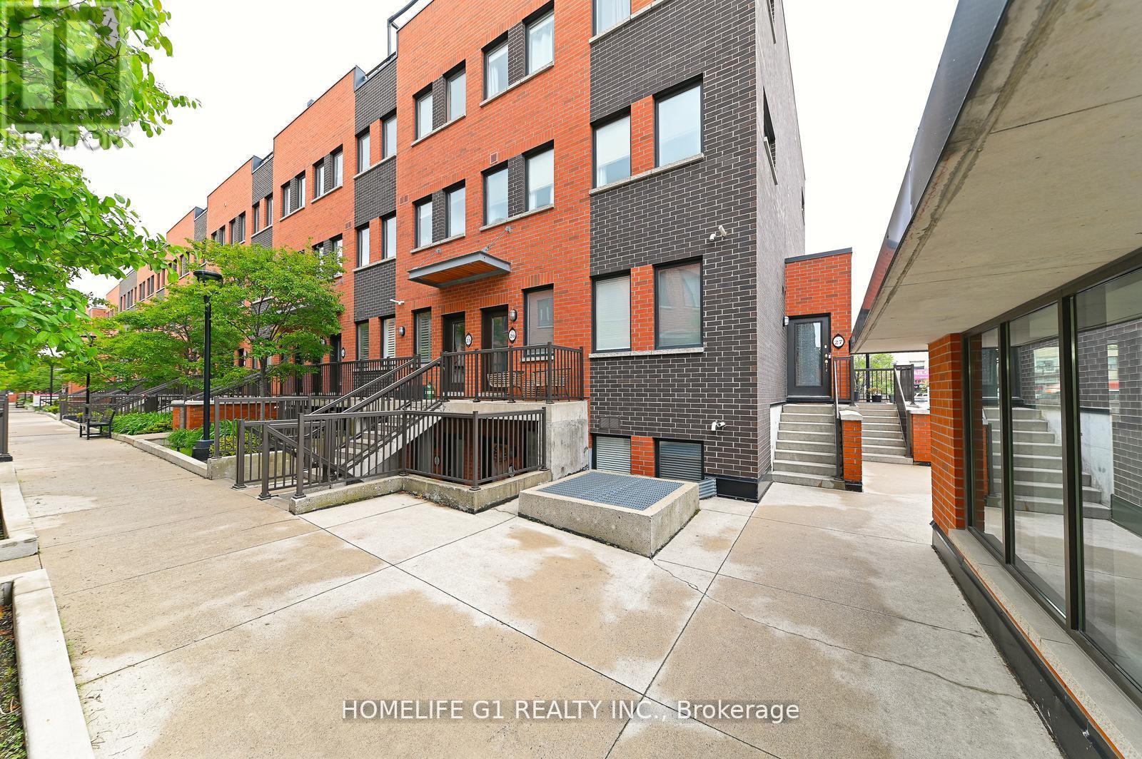 6b-867 Wilson Avenue, Toronto (downsview-roding-cfb), Ontario