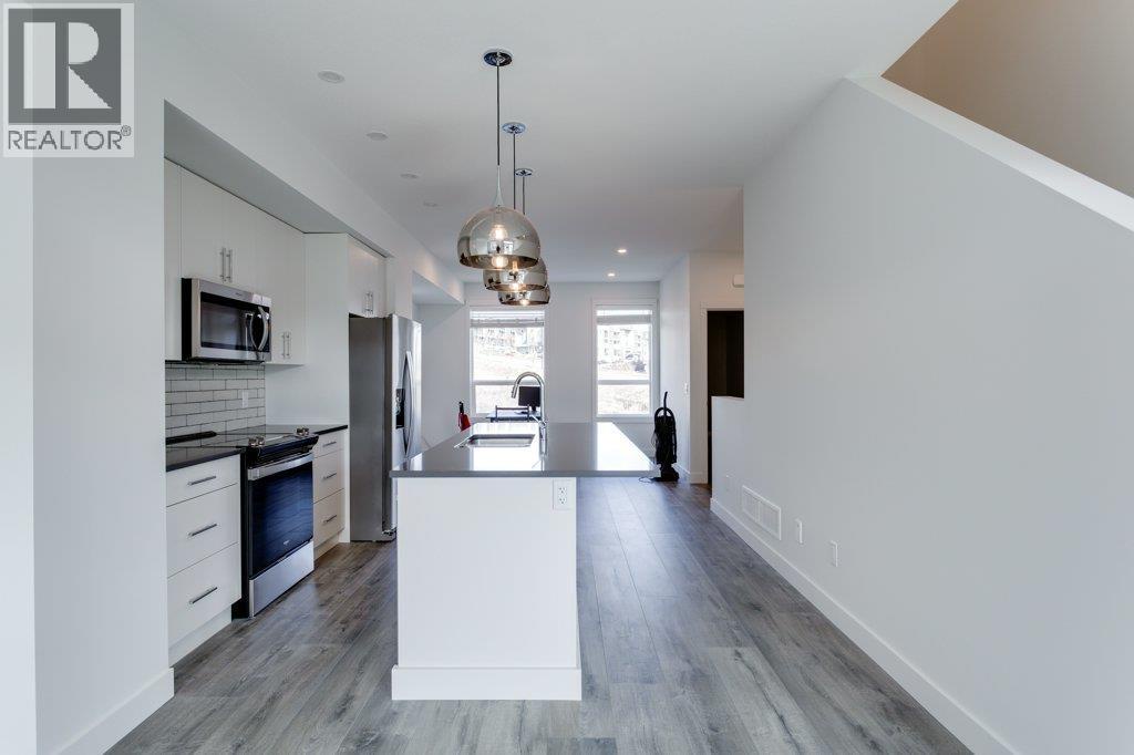 610 Academy Way Unit# 42, Kelowna, British Columbia