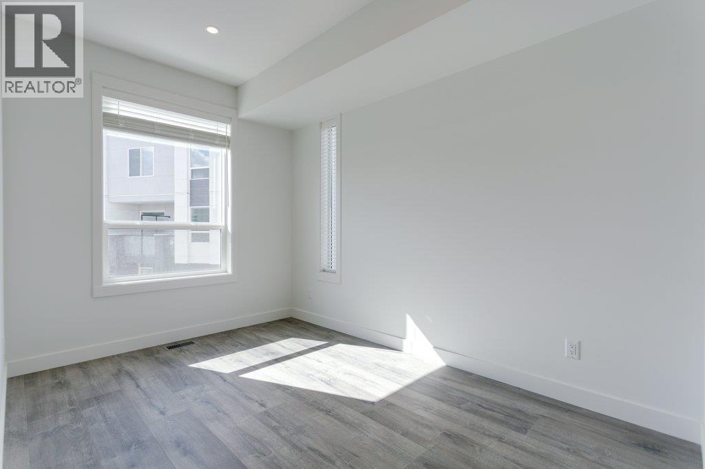 610 Academy Way Unit# 42, Kelowna, British Columbia