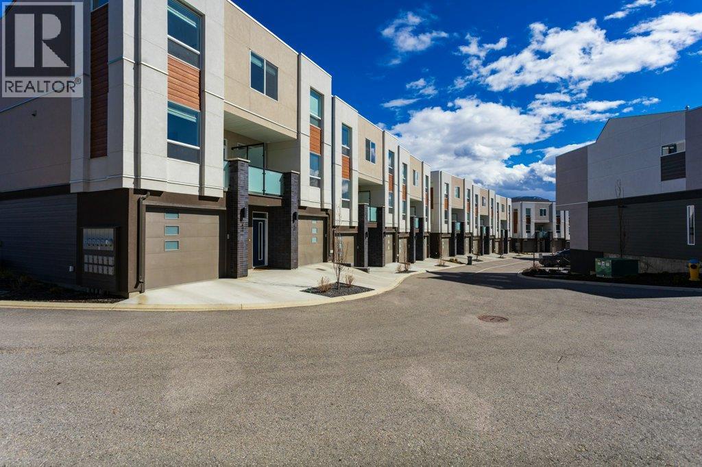 610 Academy Way Unit# 42, Kelowna, British Columbia