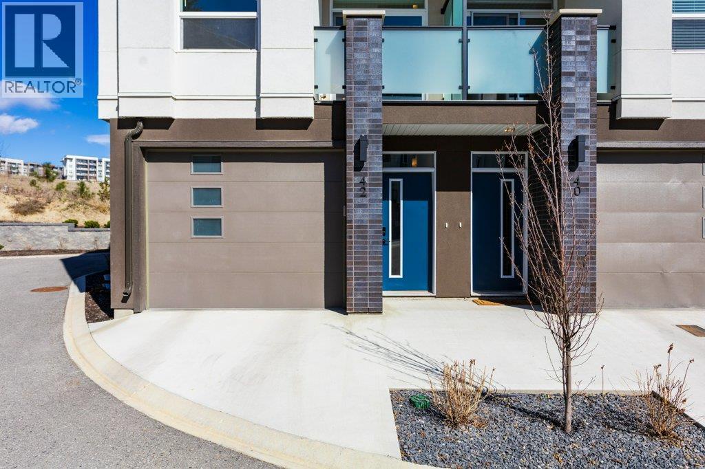 610 Academy Way Unit# 42, Kelowna, British Columbia