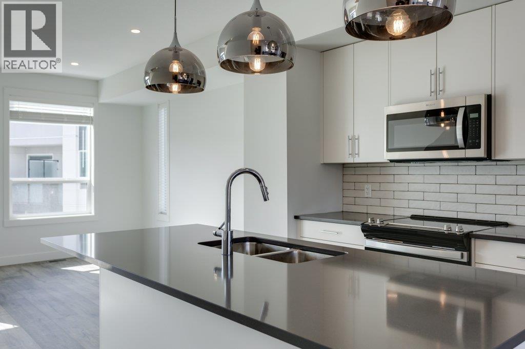 610 Academy Way Unit# 42, Kelowna, British Columbia