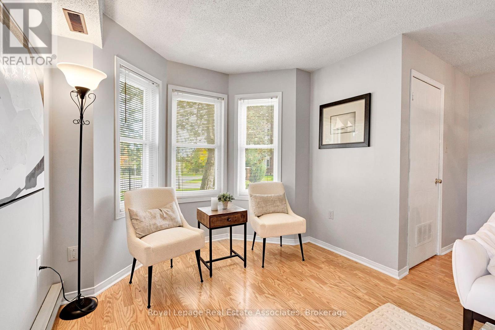 2 - 119 D'ambrosio Drive, Barrie (painswick North), Ontario