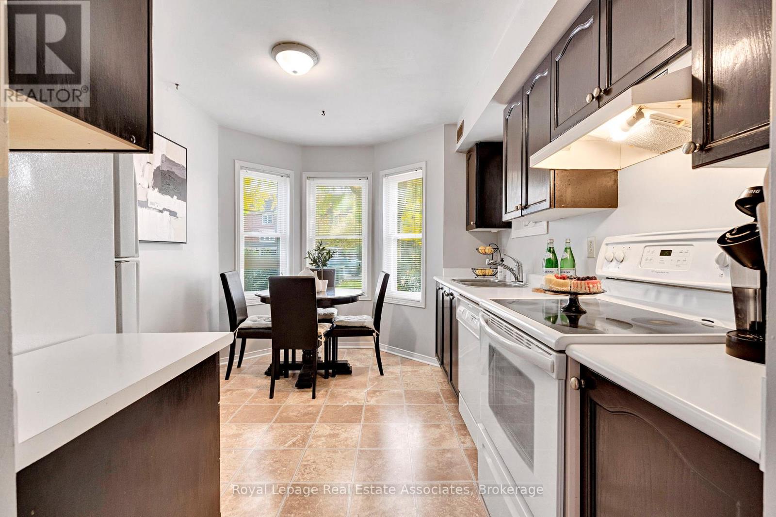 2 - 119 D'ambrosio Drive, Barrie (painswick North), Ontario