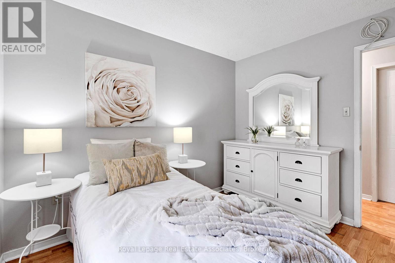 2 - 119 D'ambrosio Drive, Barrie (painswick North), Ontario