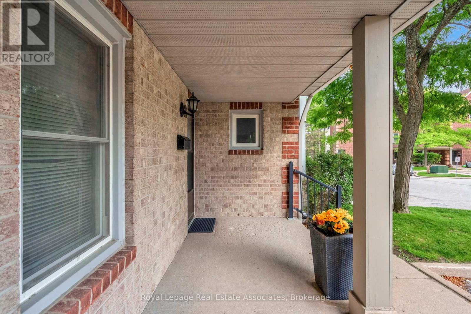 2 - 119 D'ambrosio Drive, Barrie (painswick North), Ontario