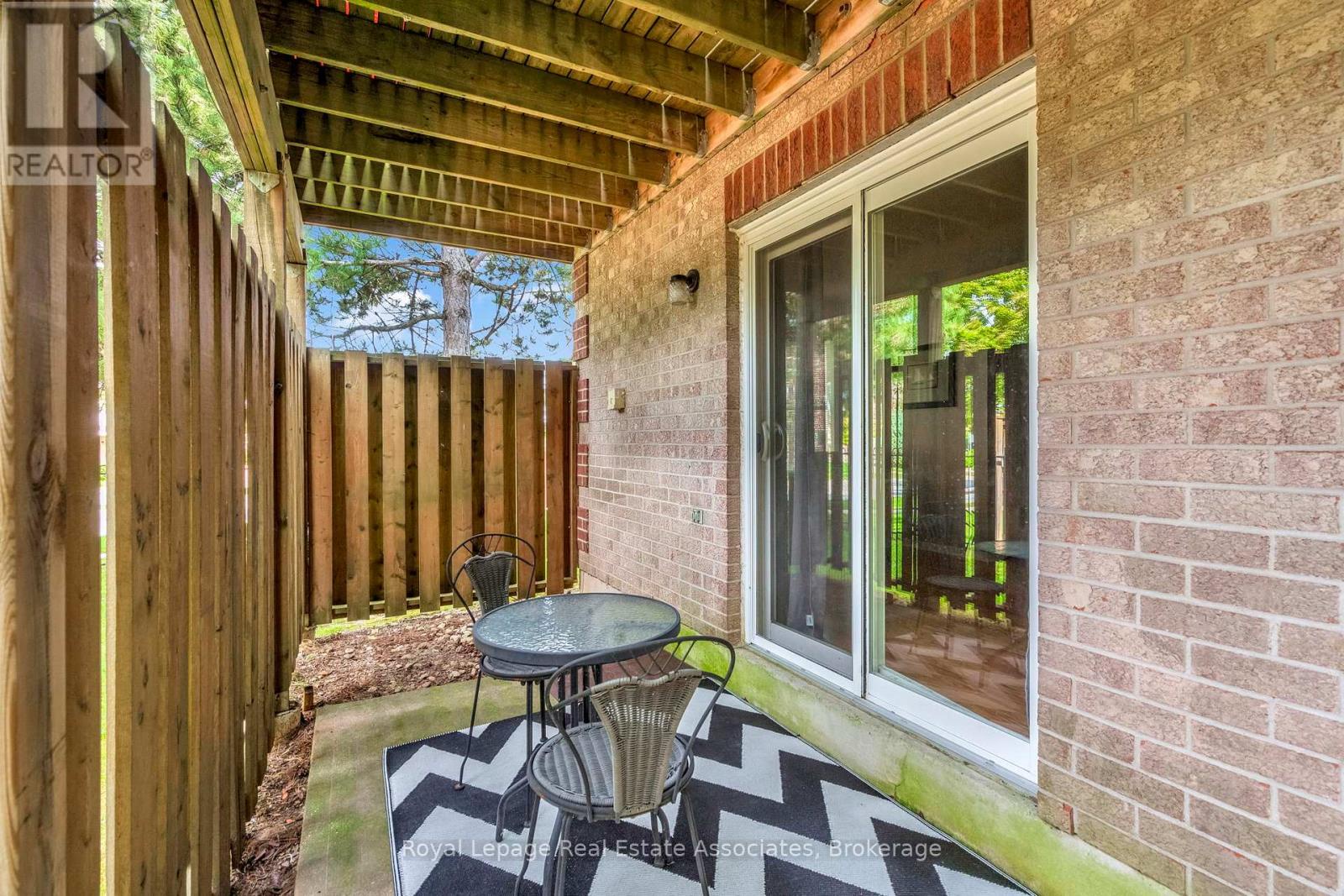 2 - 119 D'ambrosio Drive, Barrie (painswick North), Ontario