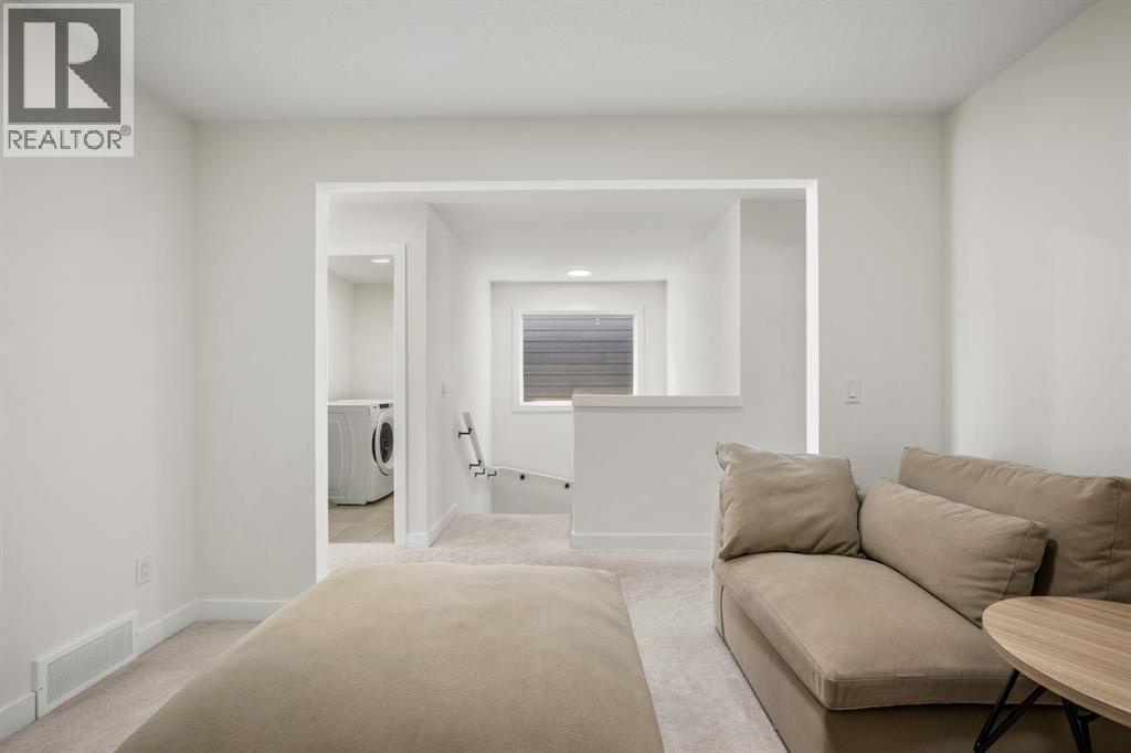 108 Carringsby Manor Nw, Calgary, Alberta