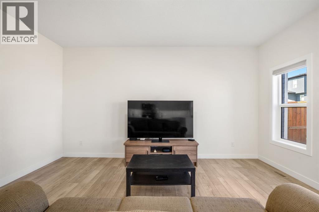 108 Carringsby Manor Nw, Calgary, Alberta