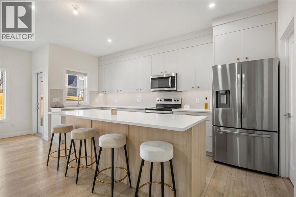 108 Carringsby Manor Nw, Calgary, Alberta