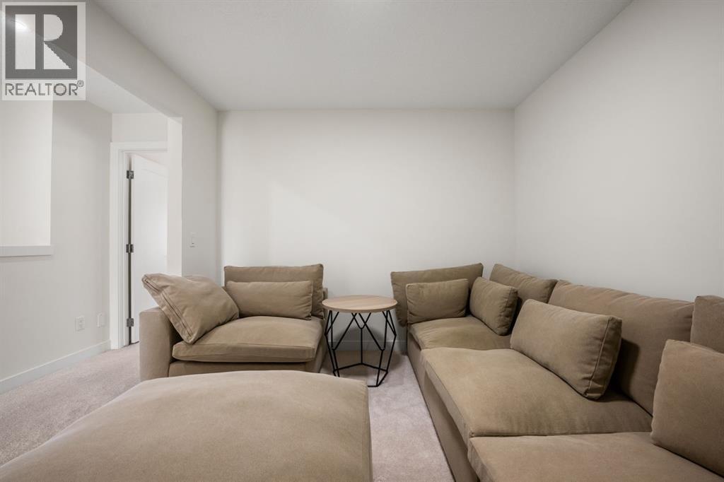 108 Carringsby Manor Nw, Calgary, Alberta