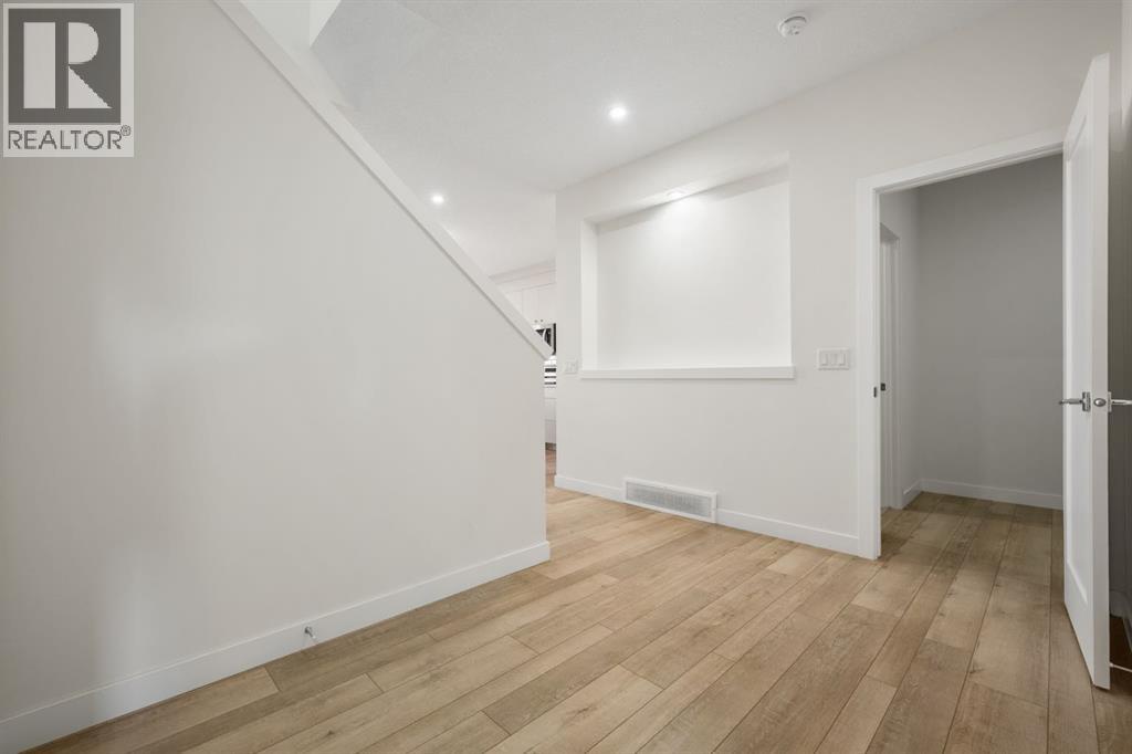 108 Carringsby Manor Nw, Calgary, Alberta