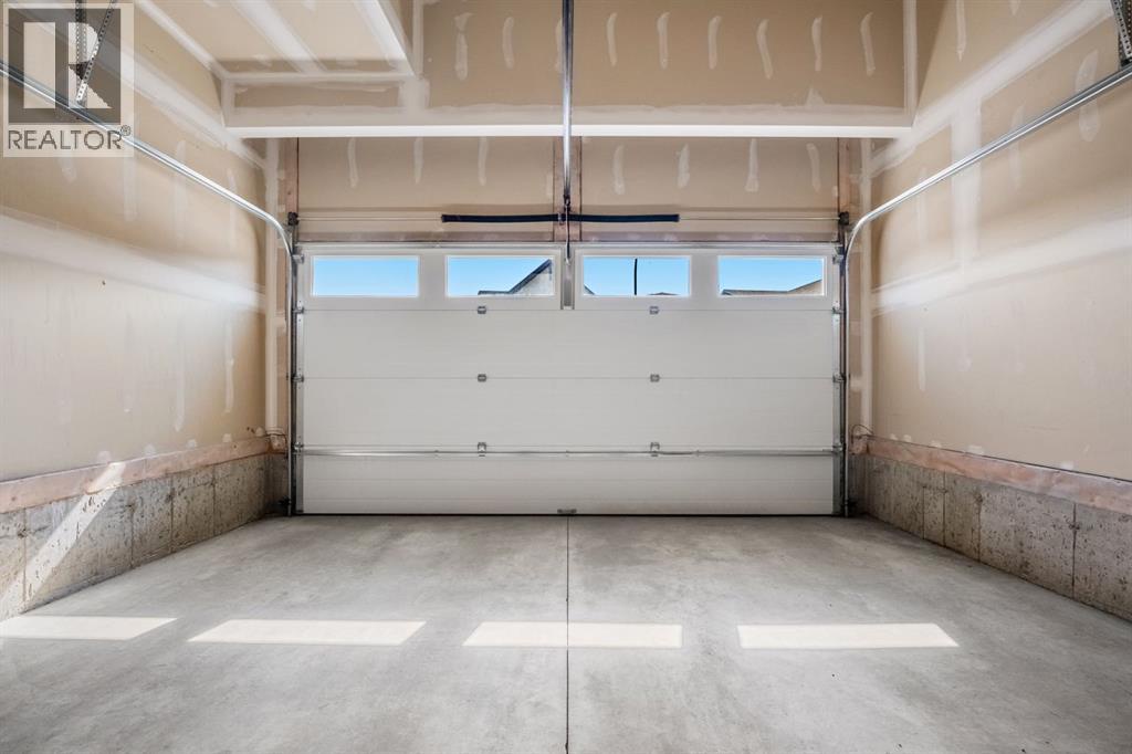 108 Carringsby Manor Nw, Calgary, Alberta