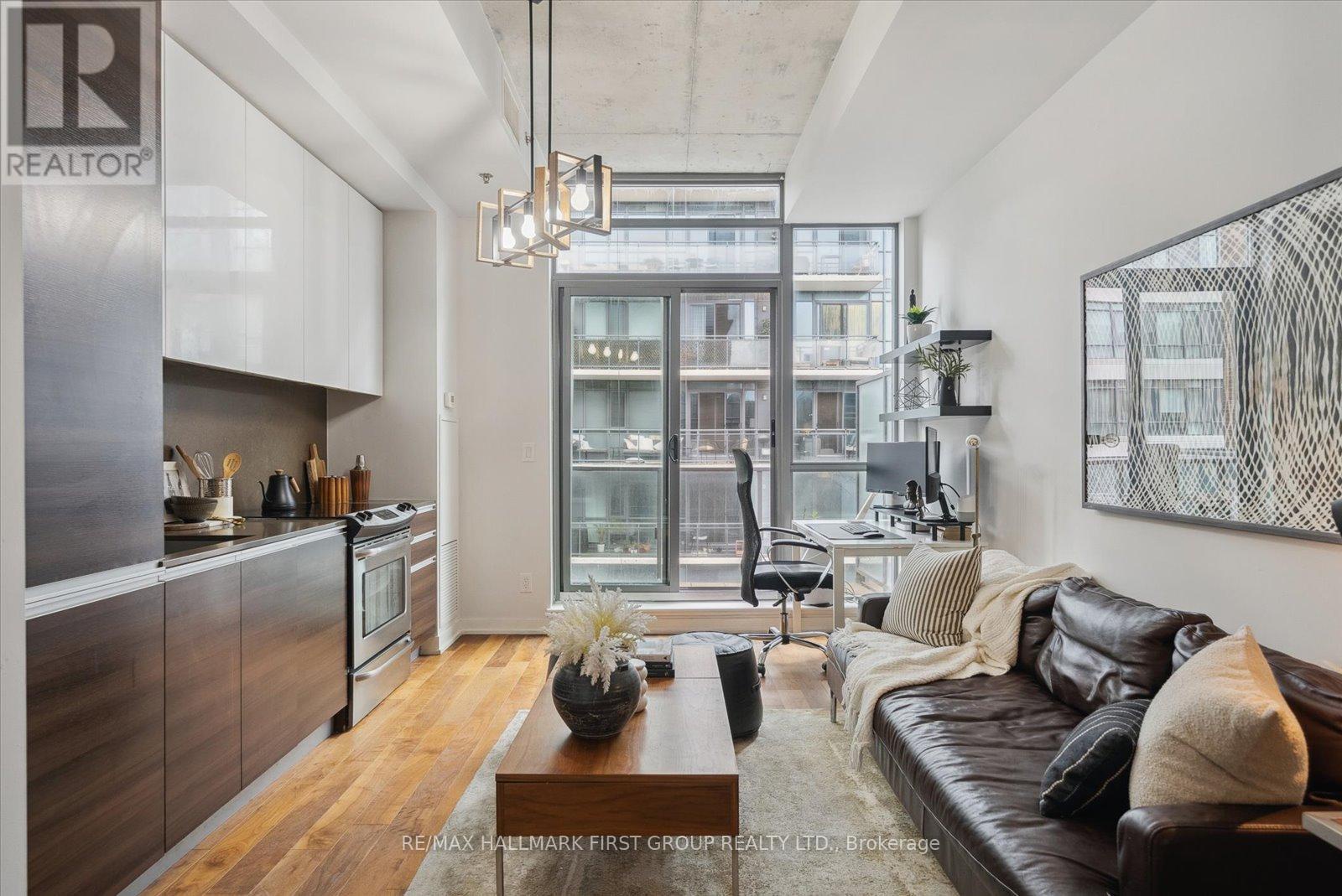 602 - 8 Gladstone Avenue, Toronto (little Portugal), Ontario