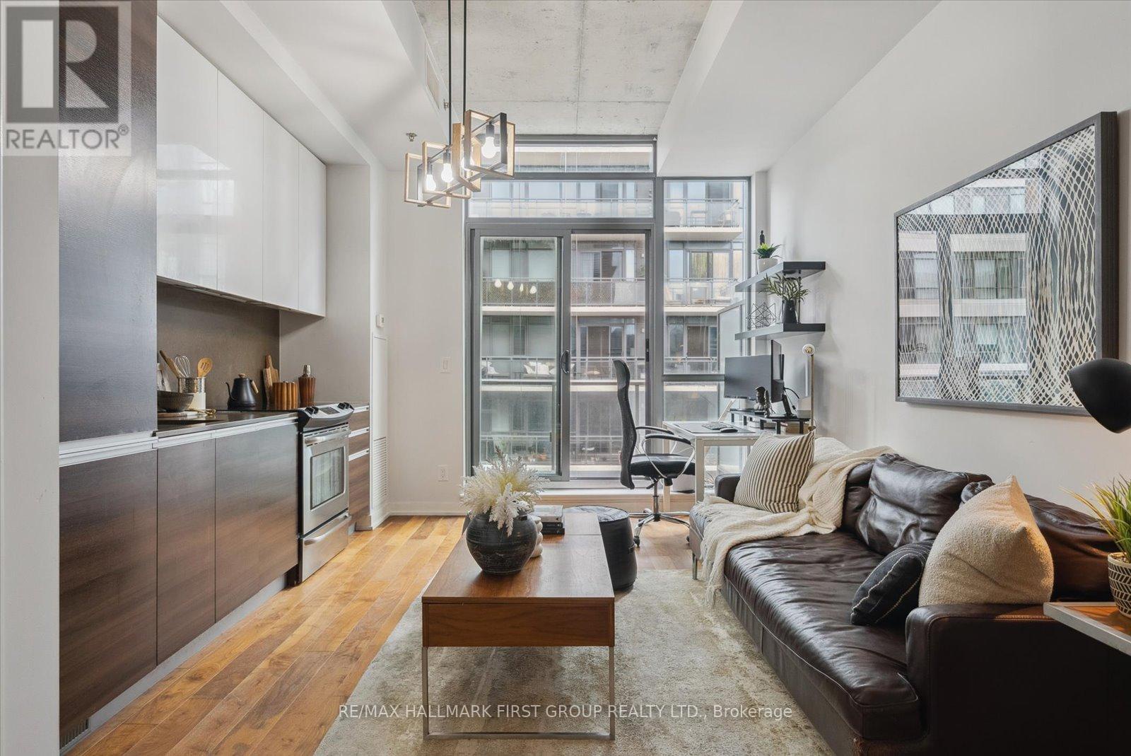 602 - 8 Gladstone Avenue, Toronto (little Portugal), Ontario