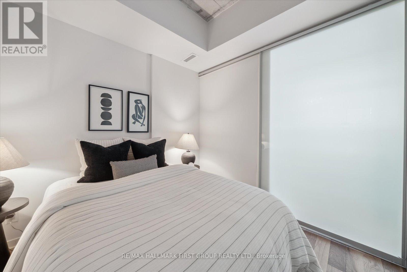 602 - 8 Gladstone Avenue, Toronto (little Portugal), Ontario