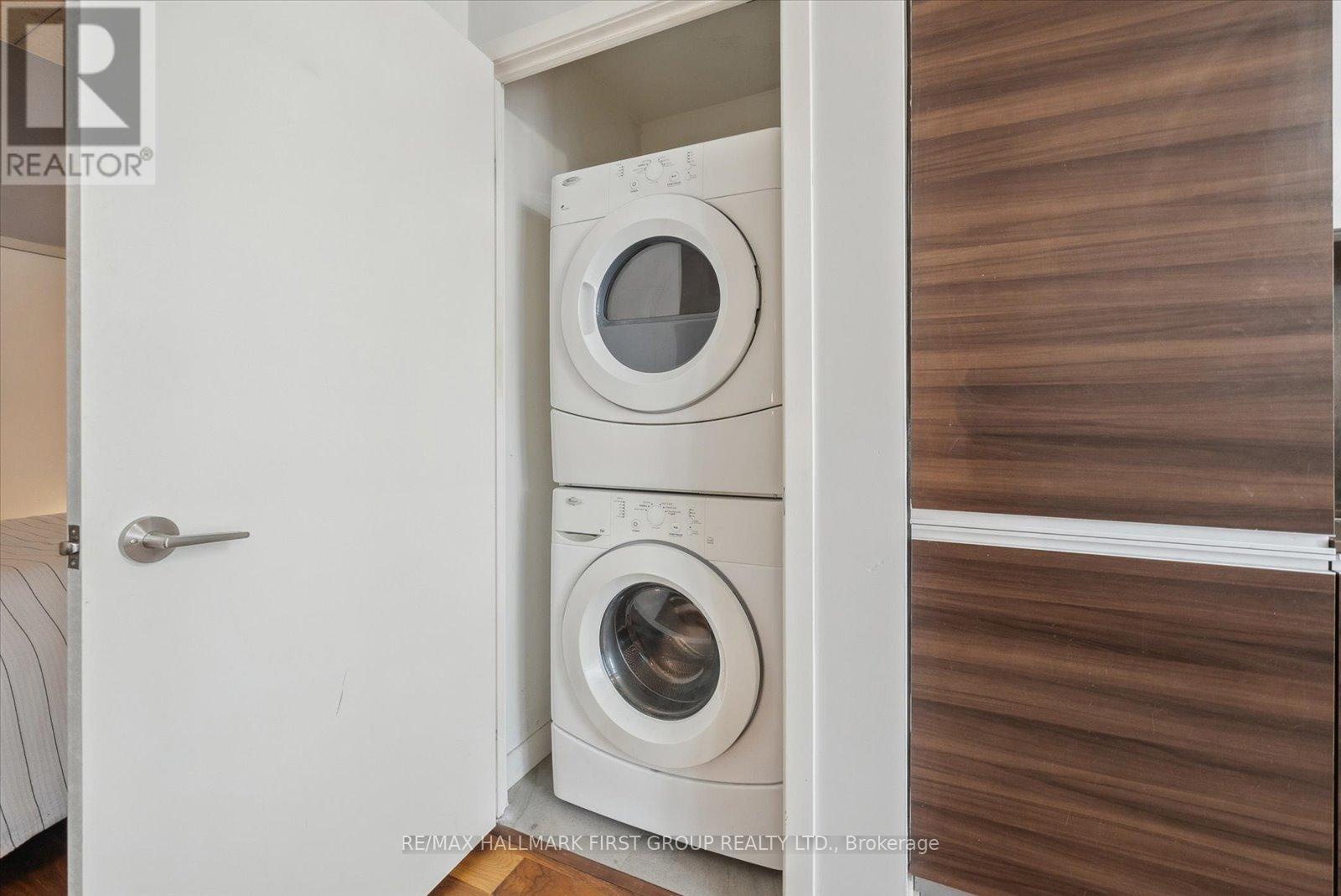 602 - 8 Gladstone Avenue, Toronto (little Portugal), Ontario