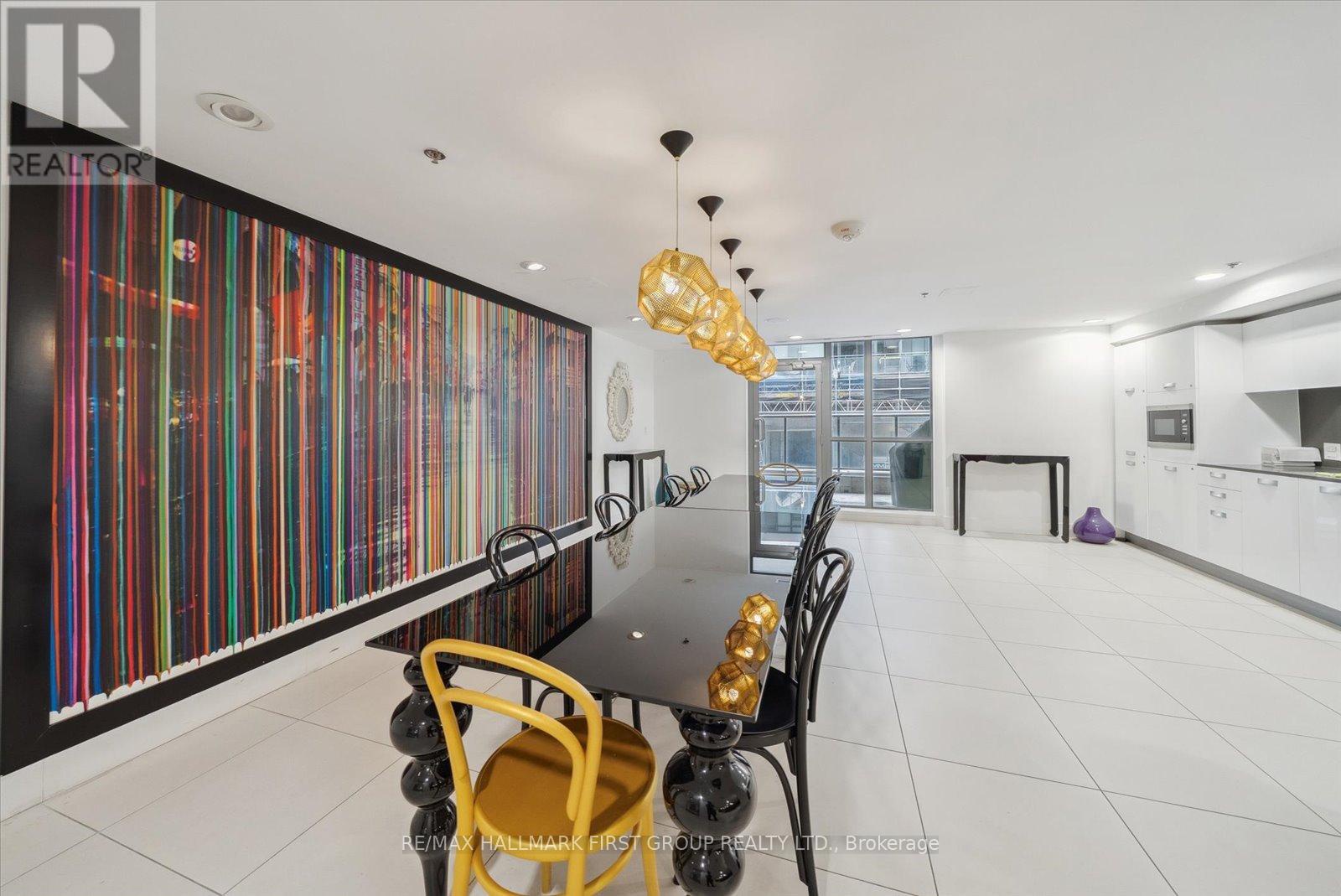 602 - 8 Gladstone Avenue, Toronto (little Portugal), Ontario