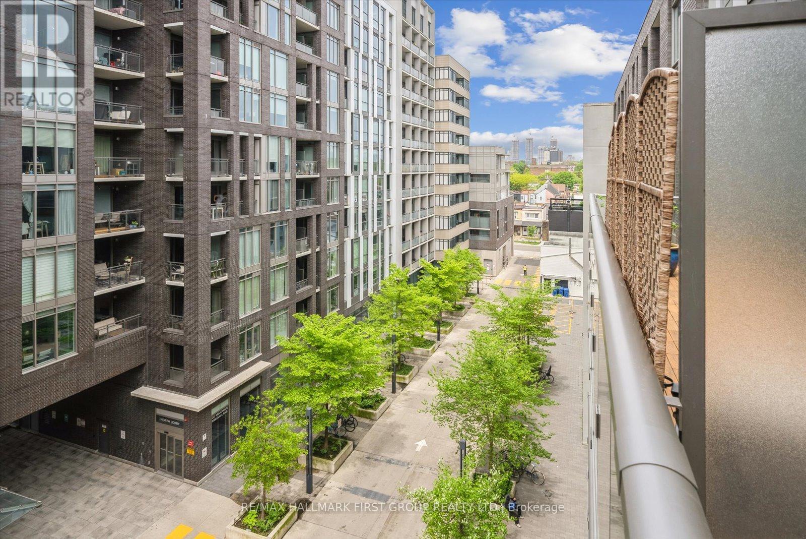 602 - 8 Gladstone Avenue, Toronto (little Portugal), Ontario