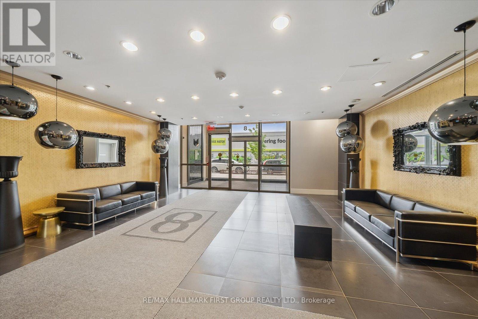 602 - 8 Gladstone Avenue, Toronto (little Portugal), Ontario