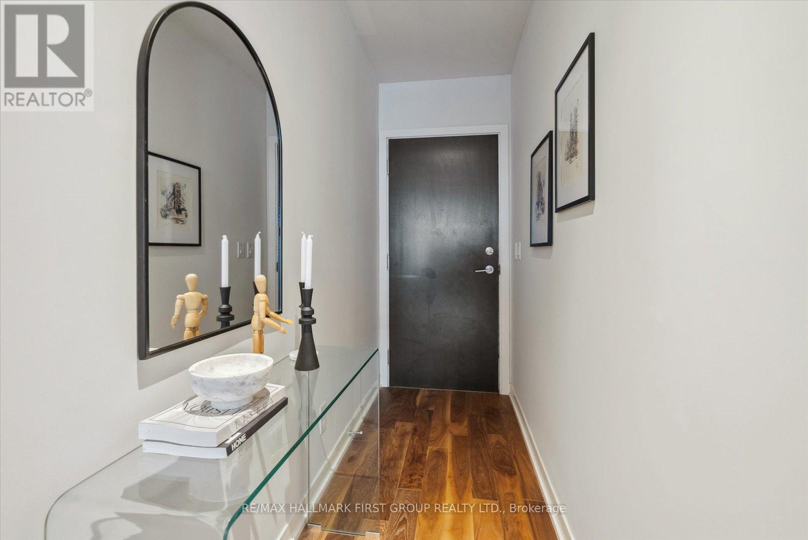 602 - 8 Gladstone Avenue, Toronto (little Portugal), Ontario