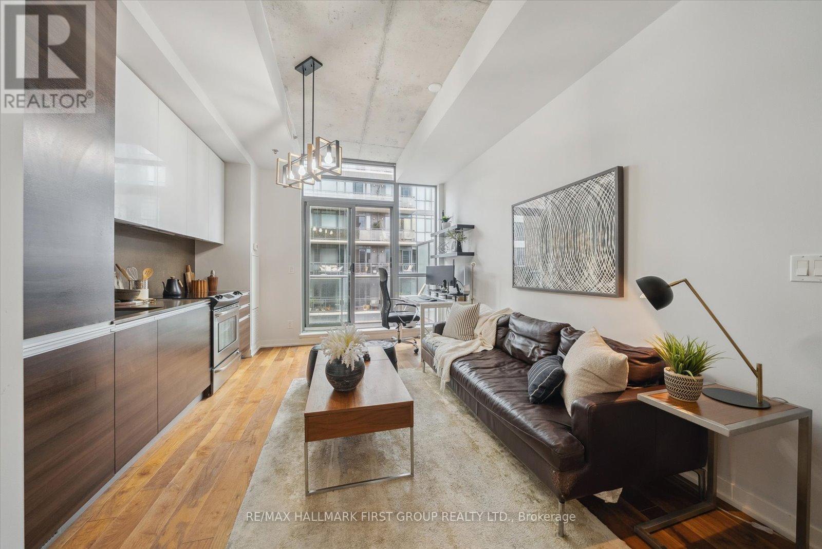 602 - 8 Gladstone Avenue, Toronto (little Portugal), Ontario