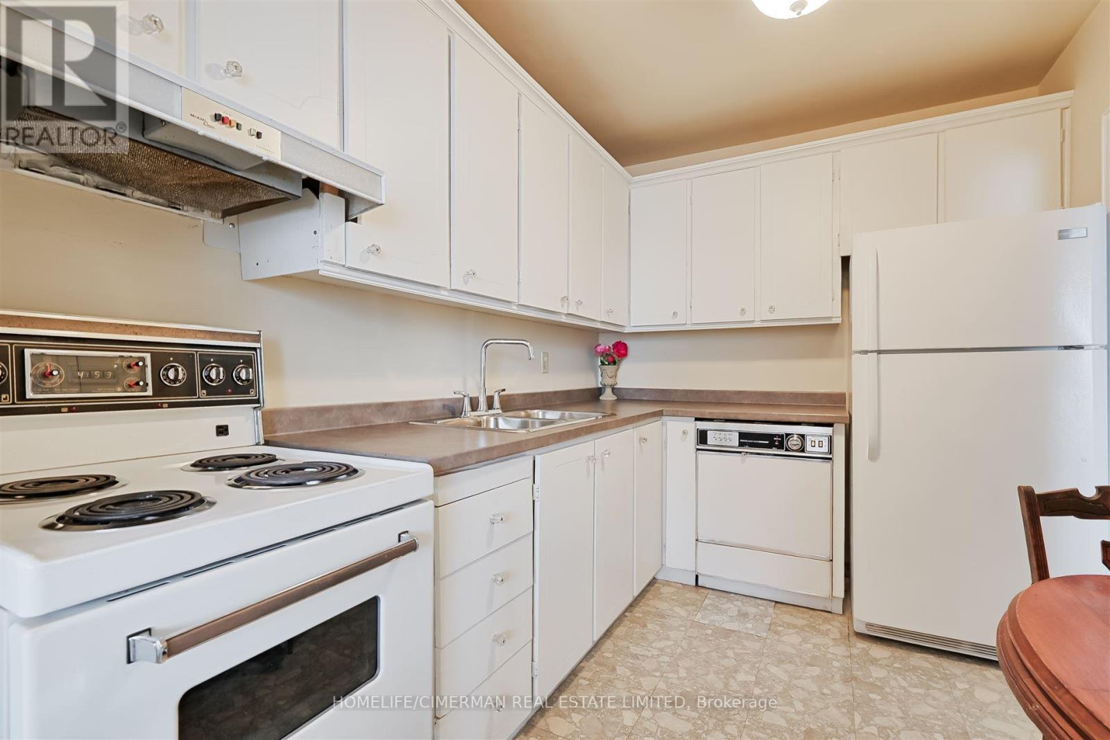 309 - 346 The West Mall, Toronto (etobicoke West Mall), Ontario