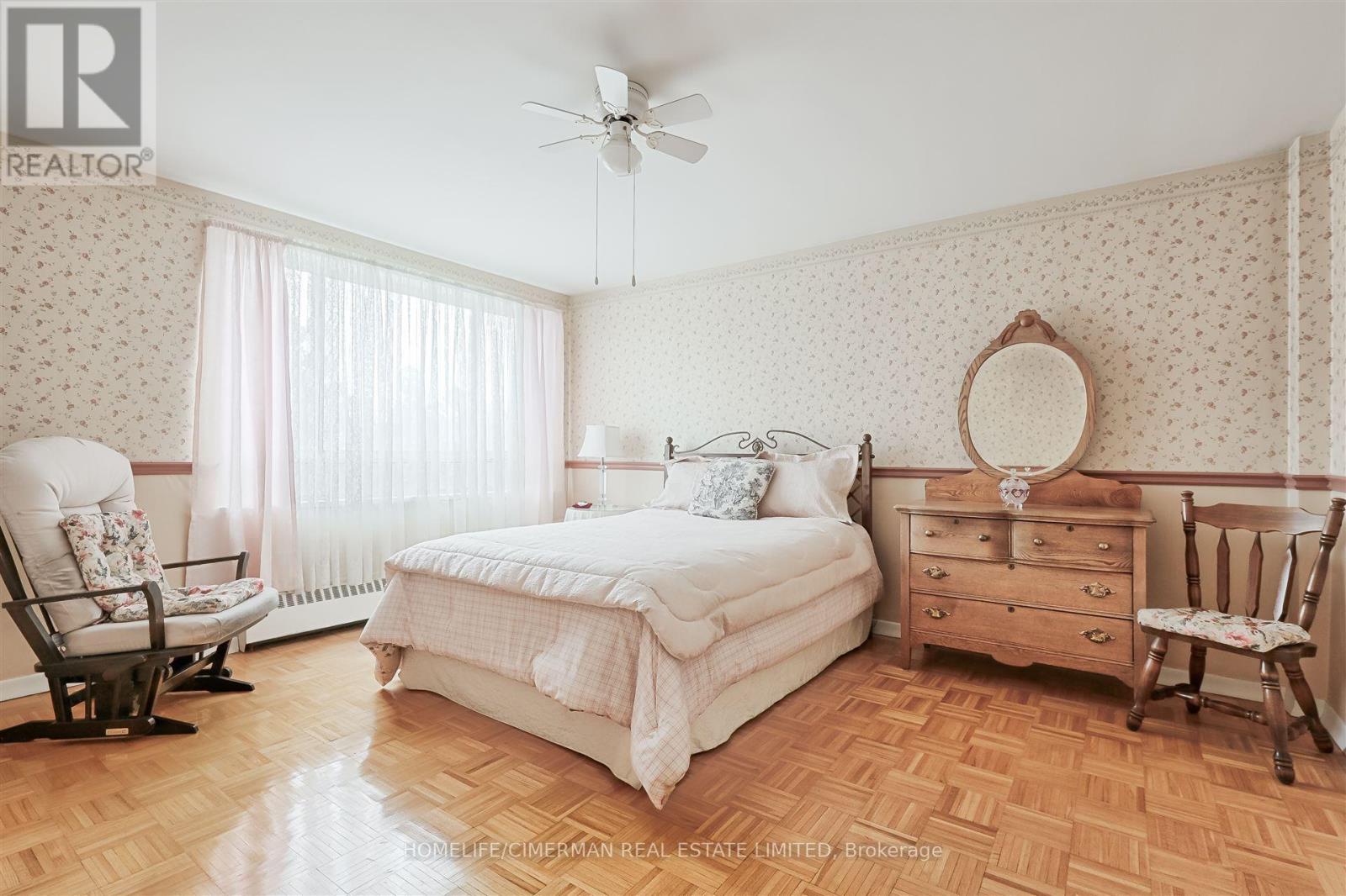 309 - 346 The West Mall, Toronto (etobicoke West Mall), Ontario