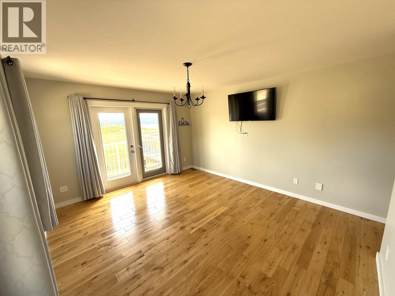 5072 Block Drive, 108 Mile Ranch, British Columbia